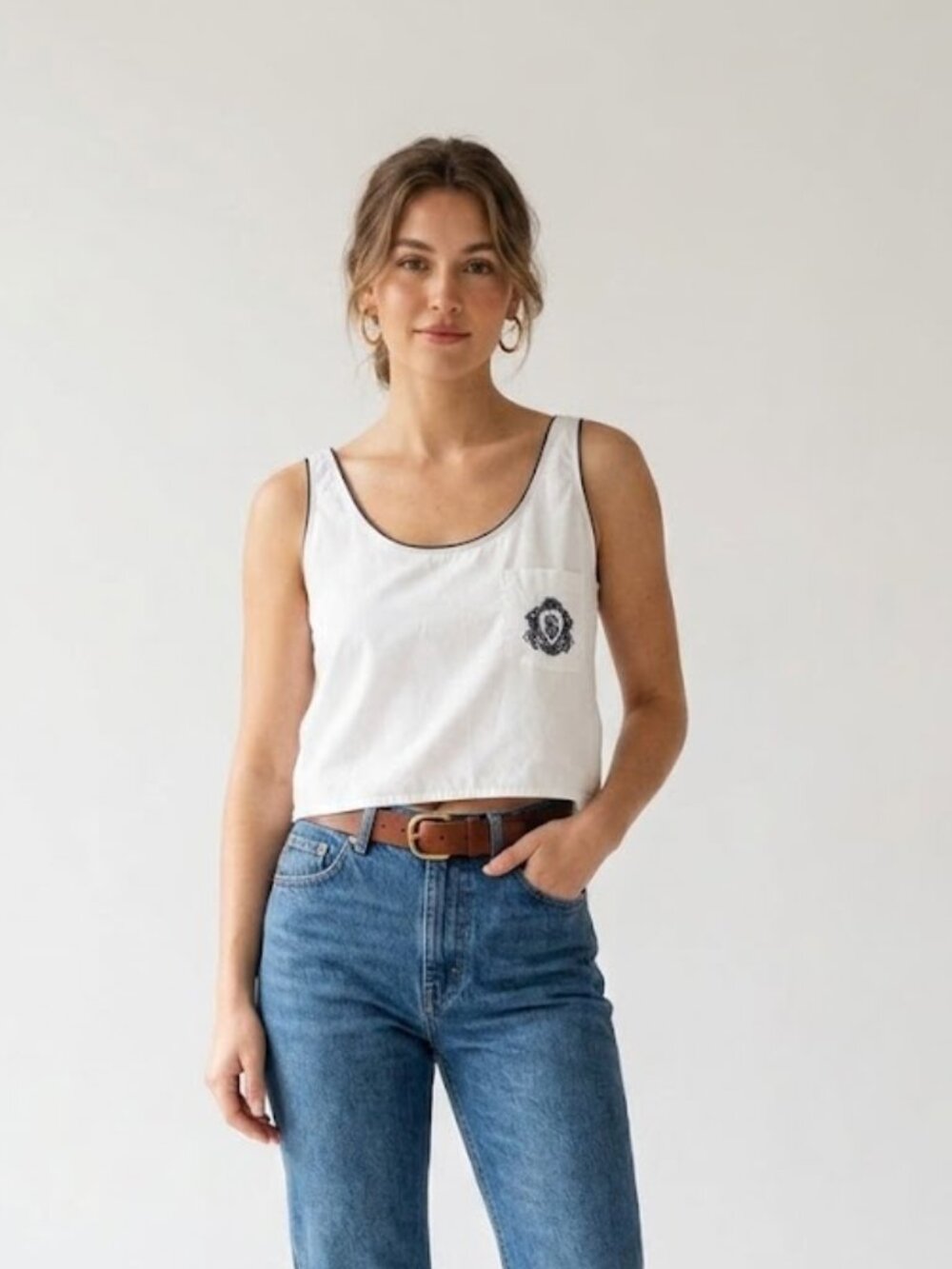 Vintage Victoria’s Secret Gold Label White Embroidered Tank Navy Crest Cotton S